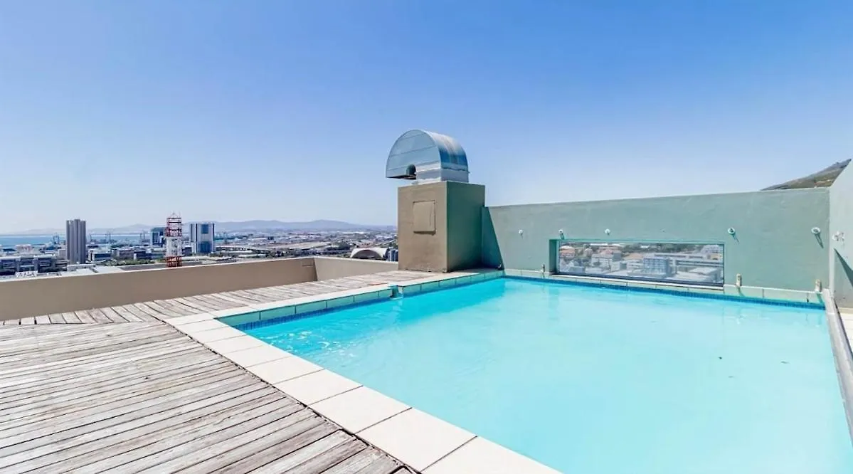 2 Bedroom Apartment In Cape Town Cbd